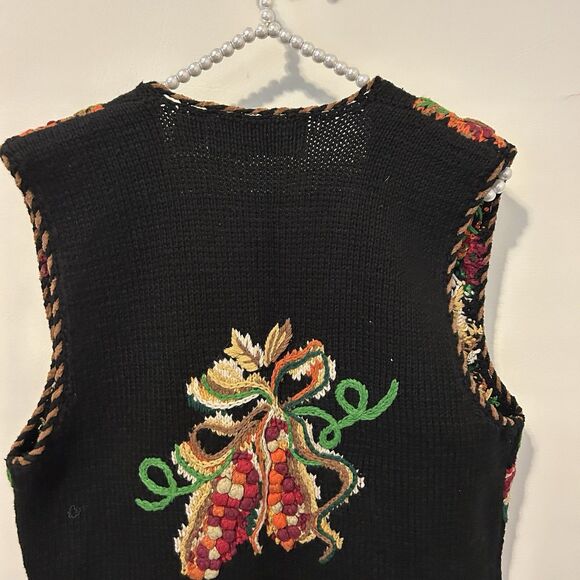 Vintage Belle Pointe Sweater Vest Small Fruit Granny Hand Knit Cottagecore - Picture 12 of 12